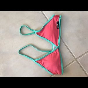 Chooks LA classic fitted top in Sherbert